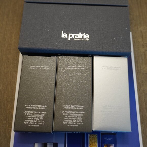la prairie gift set 3 Caviar Skin Care Products Lift, Eye & Light Concentrate - Picture 3 of 5